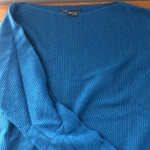 Vince 100% Cashmere sweater